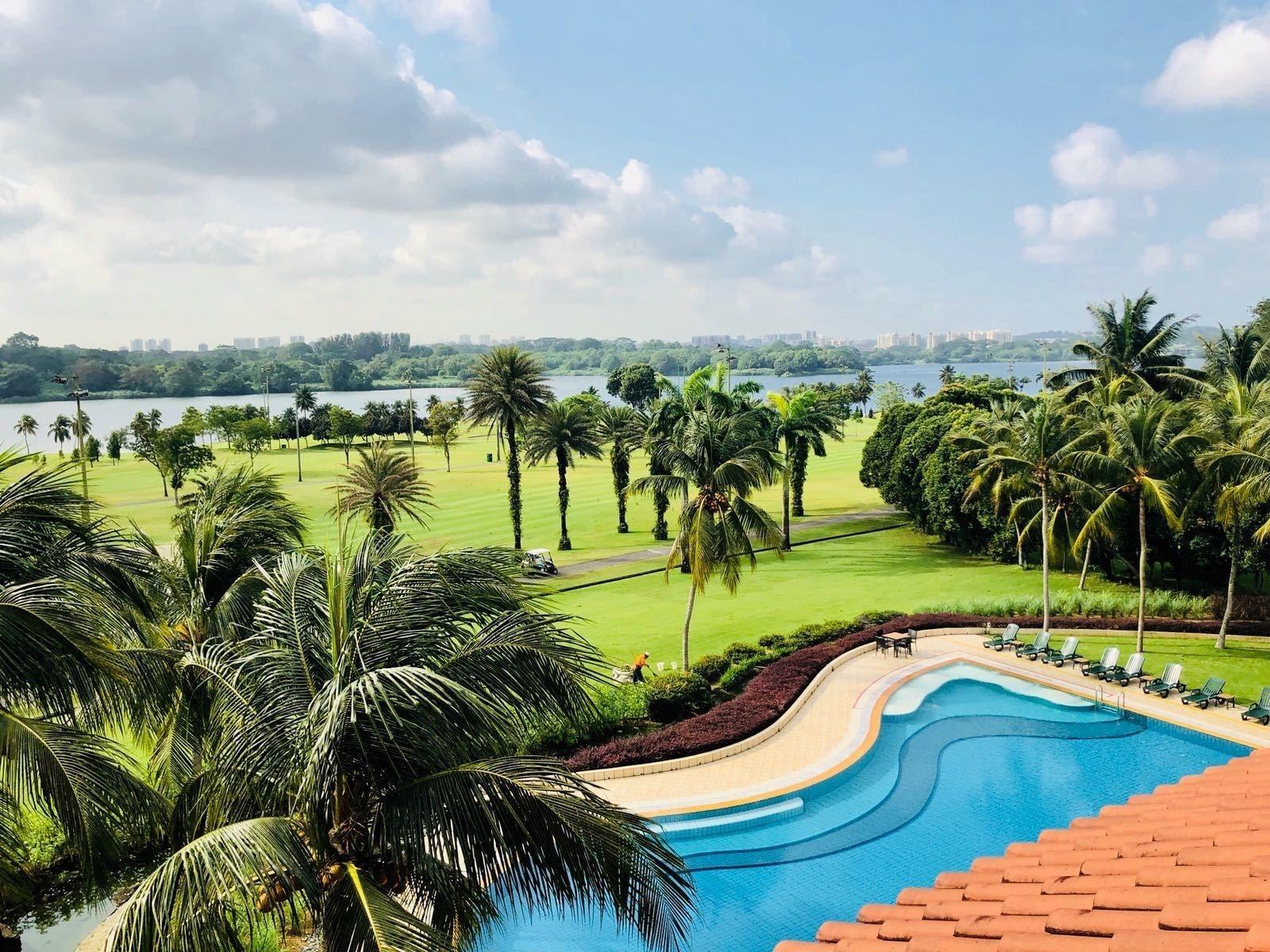 Orchid Country Club Khu nghỉ mát 4*